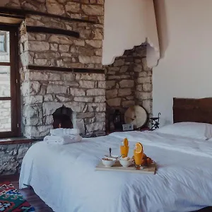 https://tradita-e-beratit.albaniahotels.net