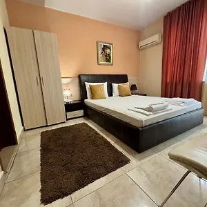 https://venis-house.plovdiv-hotels.com